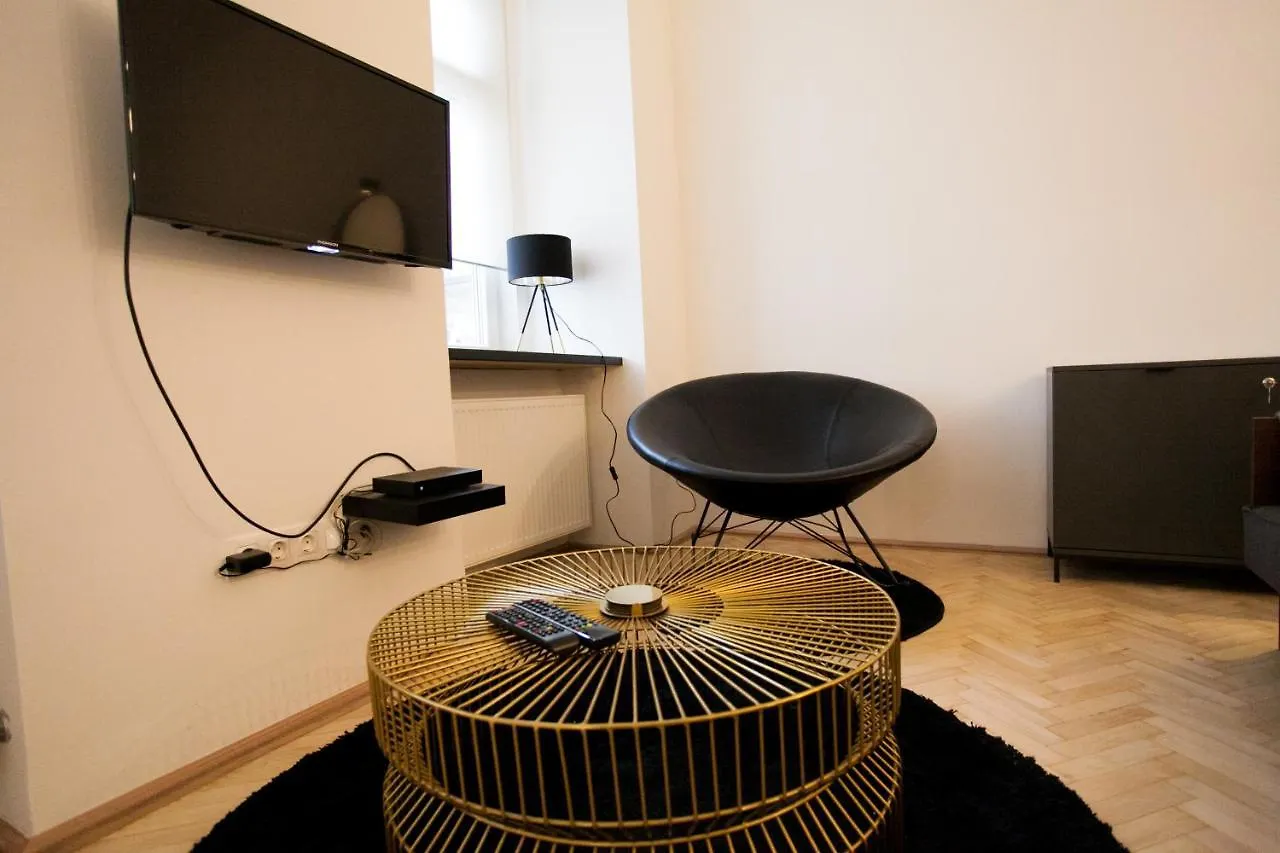 Real Delux Apartment Next To Gozsdu & Synagogue Budapest 0*,