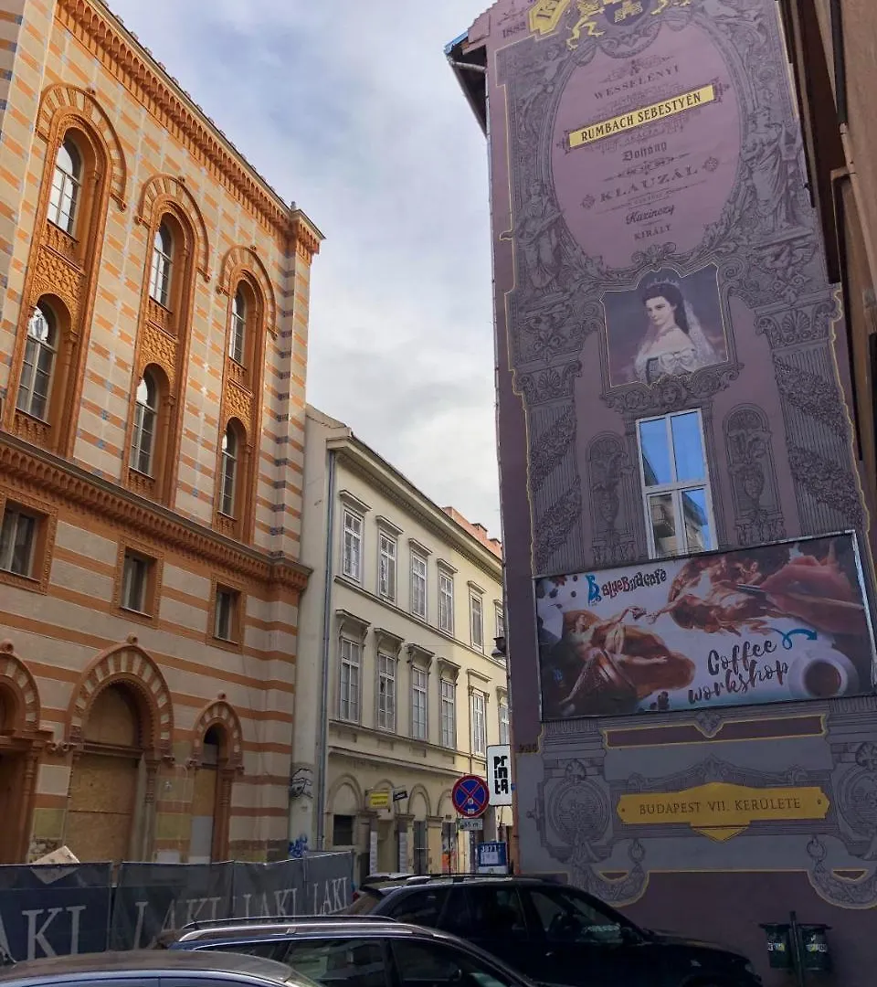 Real Delux Apartment Next To Gozsdu & Synagogue Budapest 0*,