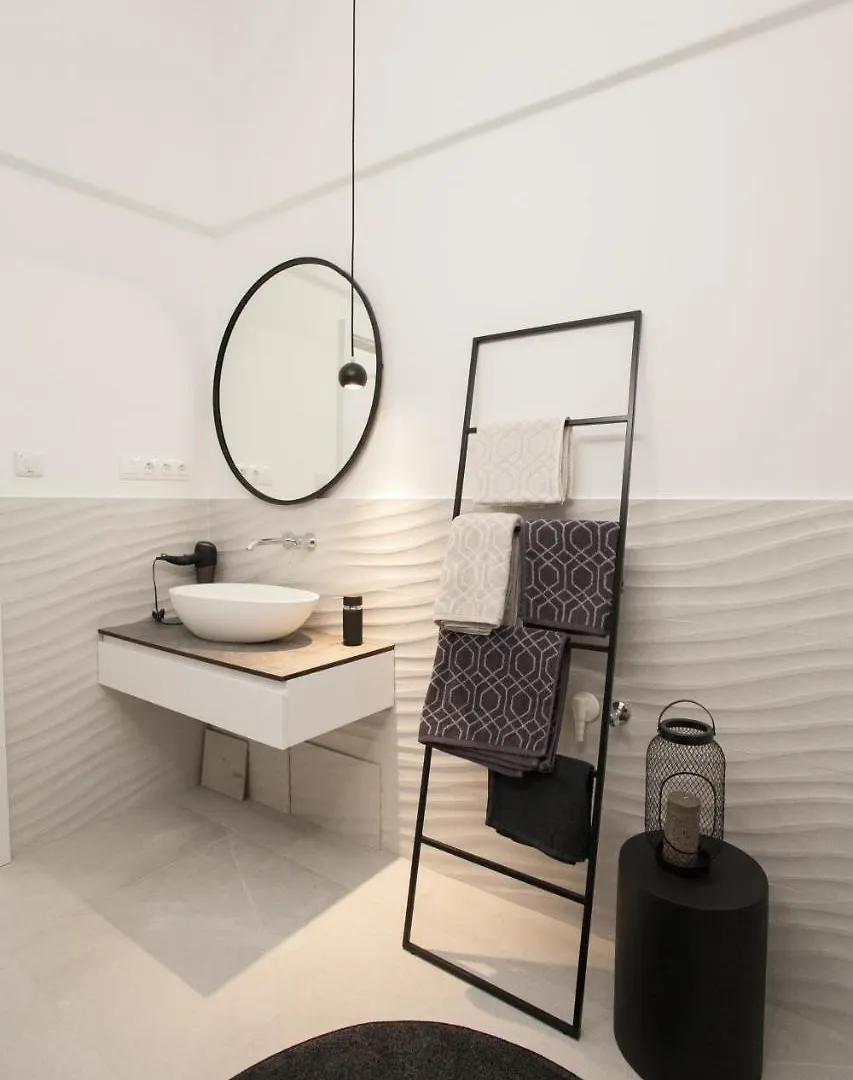 Real Delux Apartment Next To Gozsdu & Synagogue Budapest